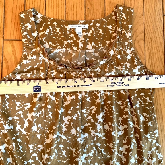 Banana Republic Blouse Top Shirt women's 6 Brown Silk Pleated Collar fall leaf - Picture 5 of 10